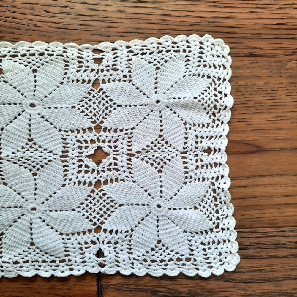 Vintage Hand Crochet Rectangular Table Doilie - Picture 5 of 7